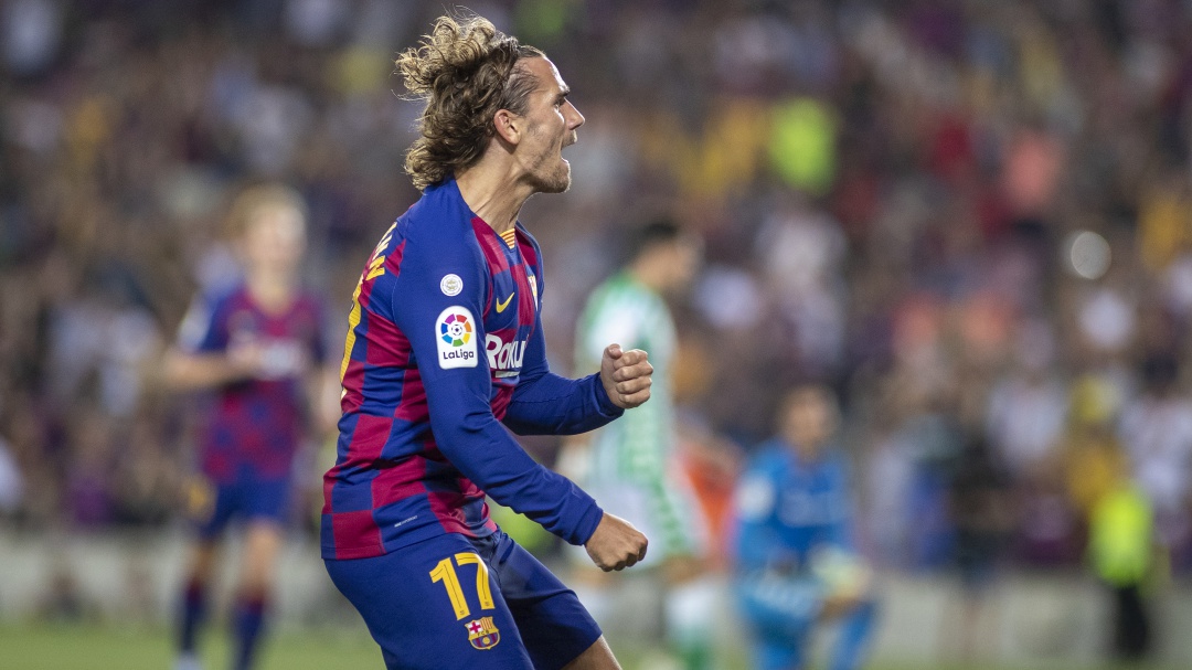 Griezmann brilló y Barcelona logró su primer triunfo