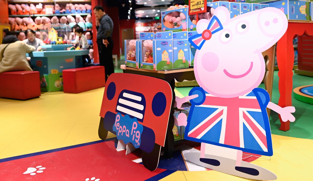 Hasbro compra a Peppa Pig: 4.000 millones de dólares por “Peppa Pig”
