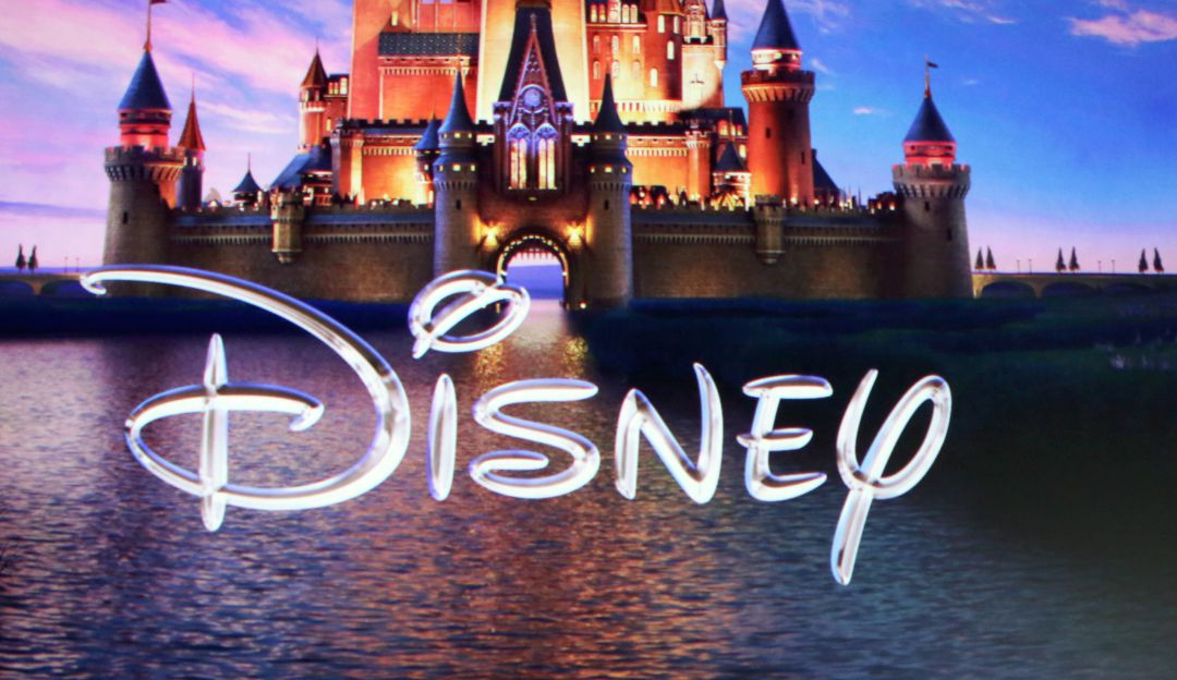 Emma Stone Disney 101 dálmatas: ¡Idéntica! Disney sorprende con imagen de Emma Stone como Cruela de Vil