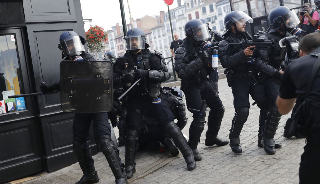 Cumbre del G7 de Biarritz: Detenidas 68 personas en protestas contra la cumbre del G7 de Biarritz