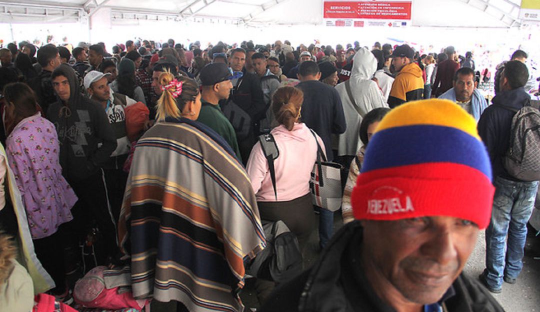Puente Rumichaca Ecuador: Venezolanos en Puente Rumichaca generan caos en frontera con Ecuador