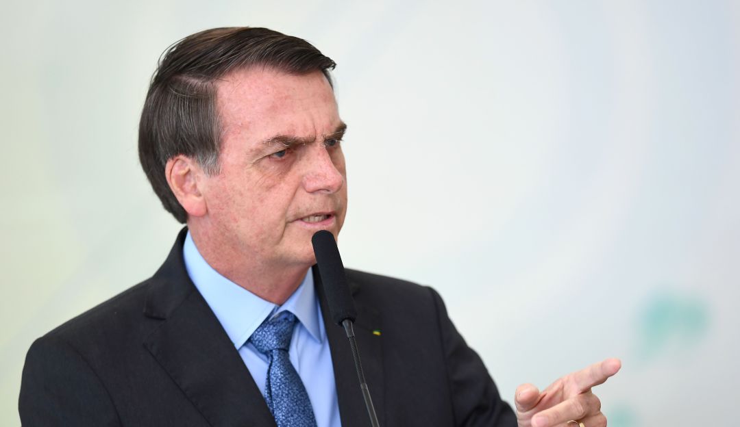 Incendio en Amazonía: Bolsonaro aceptaría ayuda del G7 contra incendios si Macron se disculpa
