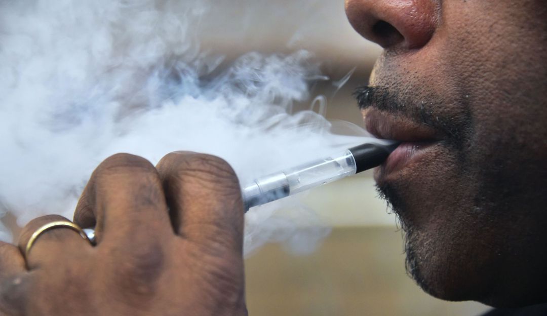 Alrededor de 4 mil personas en Colombia utilizan el cigarrillo electrónico