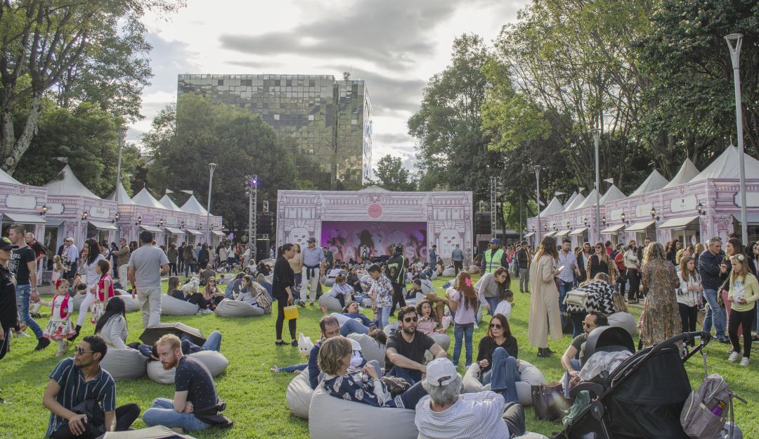 EVA Boulevard: Ferias comerciales en Bogotá: Regresa el EVA Boulevard, la feria comercial al aire libre más exitosa