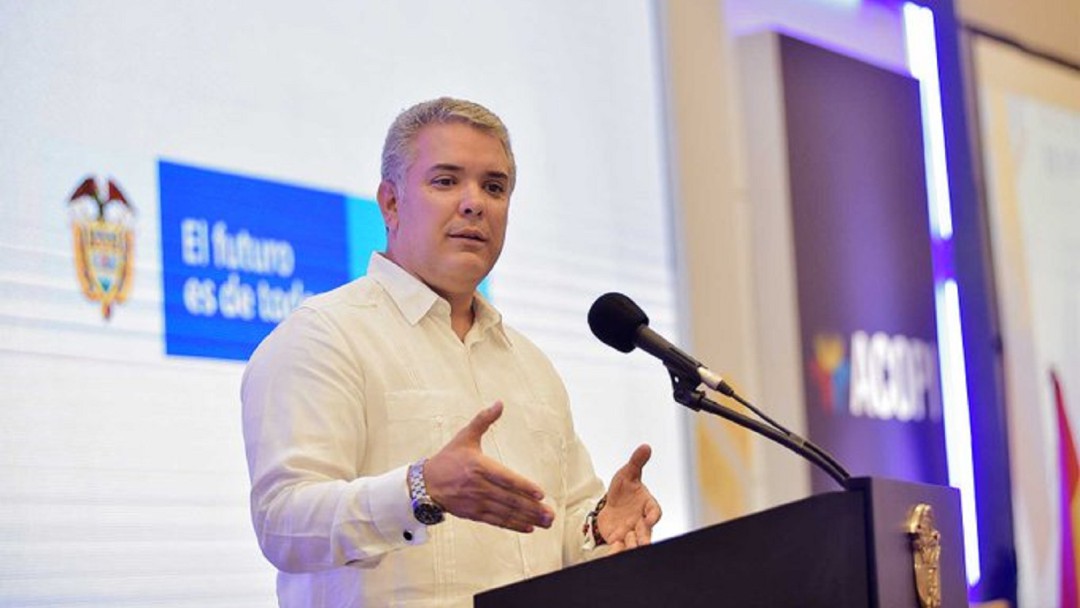 "Mafias de clientelismo y politiquería están detrás del POT": Duque