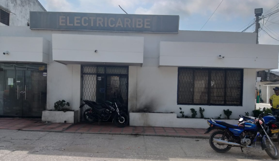 Electricaribe: Sede de Electricaribe en Baranoa fue atacada por falta de fluido eléctrico