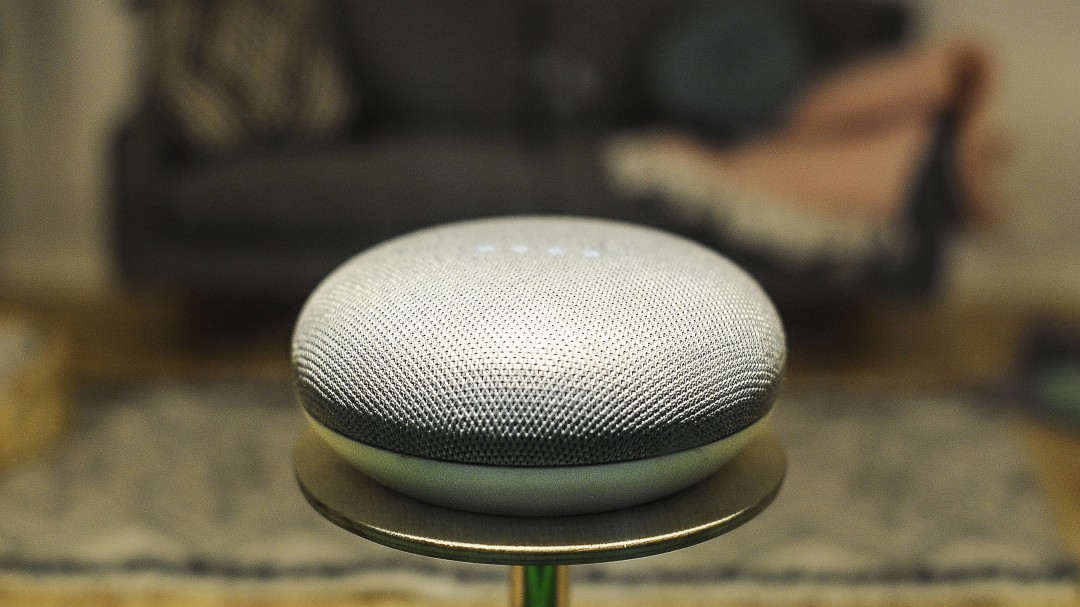 Google Home Mini y la idealización de no hacer nada en la casa