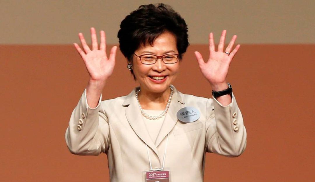 Jefa de gobierno de Hong Kong niega que vaya a renunciar