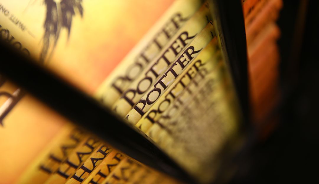 Religión católica contra hechizos de Harry Potter: ¿Es católico? A su religión parece no gustarle Harry Potter