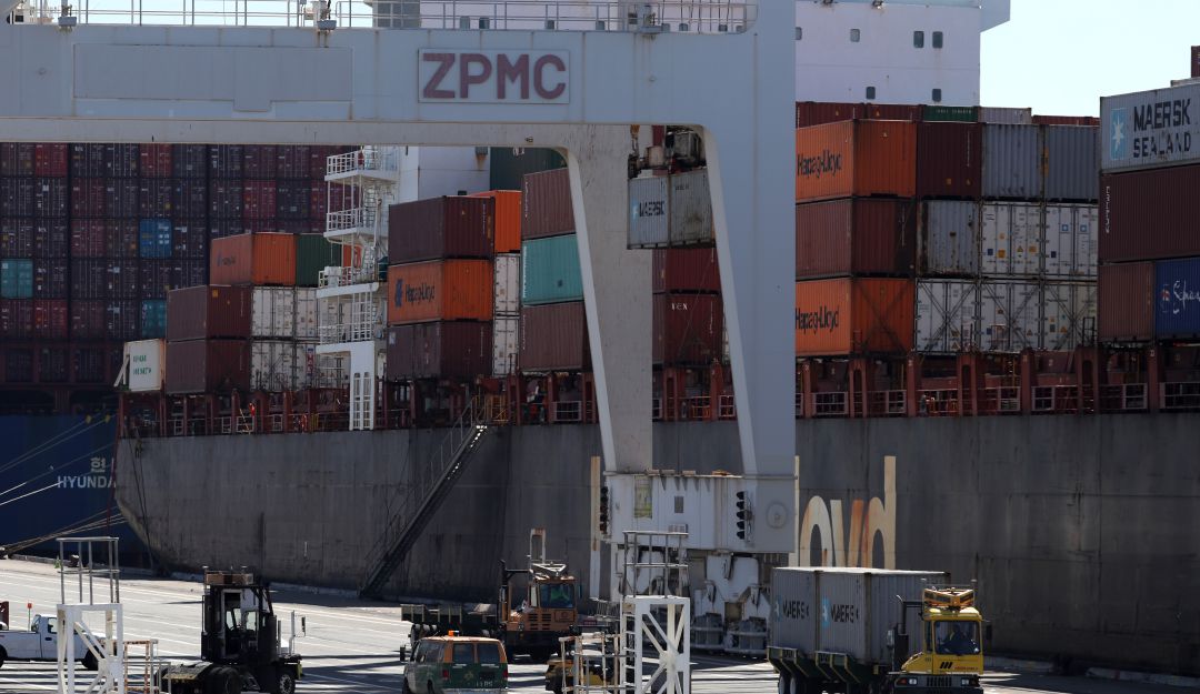 Estados Unidos déficit comercial: Déficit comercial se reduce a USD 54.000 millones en julio