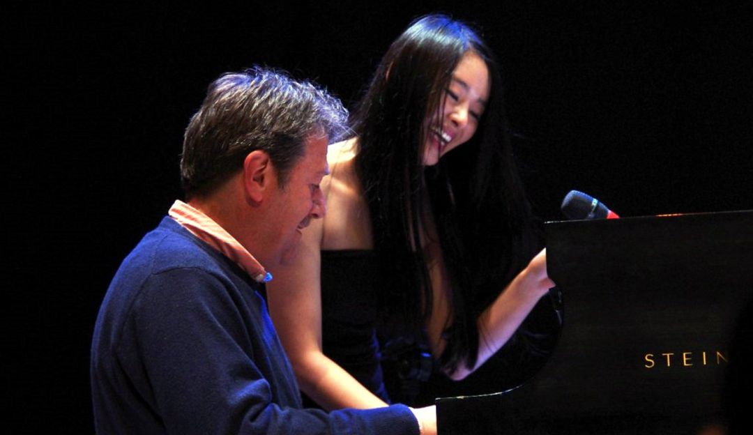 pianista Óscar Acevedo: Entregan reconocimiento al pianista Óscar Acevedo en el Festijazz