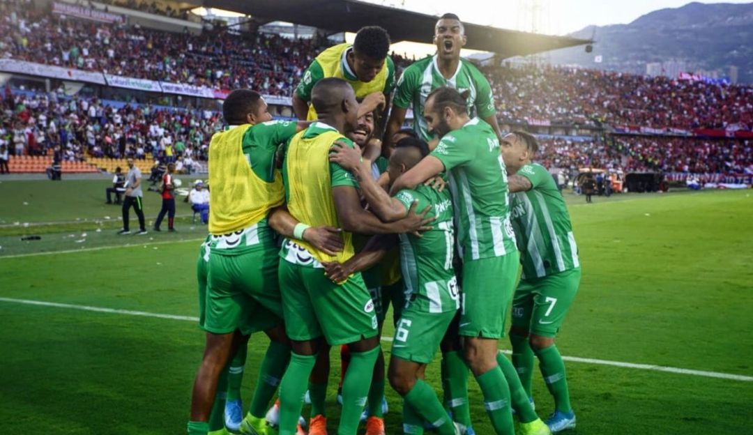 santiago alarcón el man es german atlético nacional independiente medellin: Santiago Alarcón celebra la victoria verde en el clásico 'paisa'