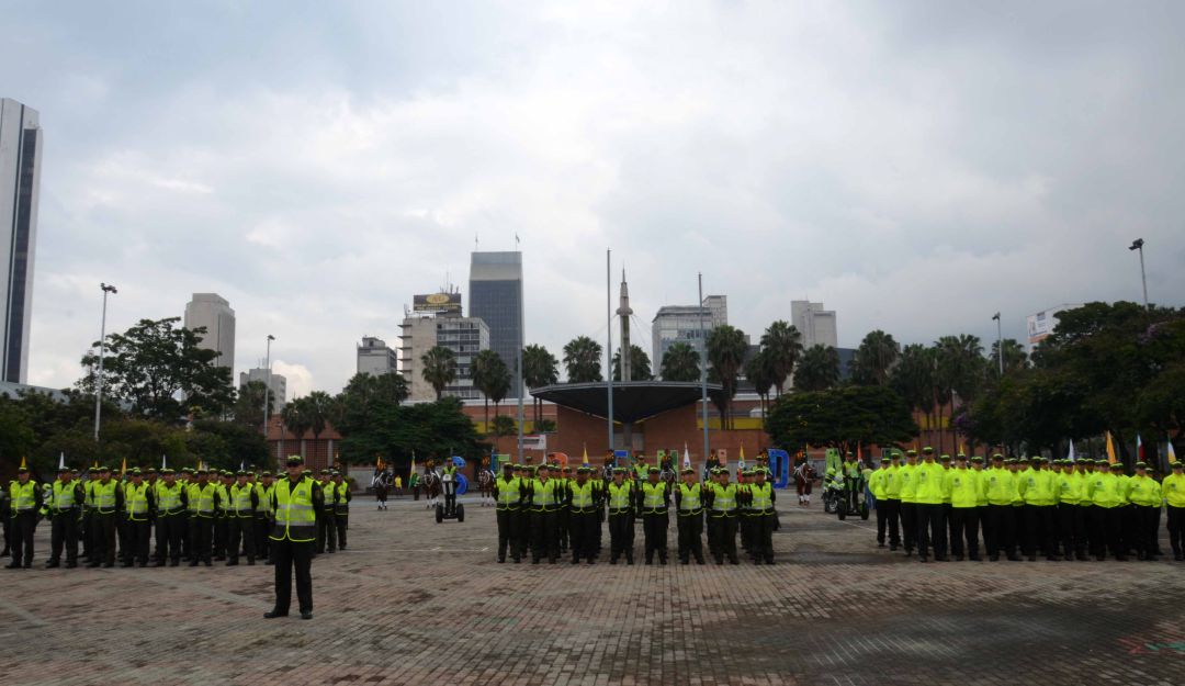 Policías déficit Antioquia: El déficit de policías en Antioquia es preocupante: Luis Pérez