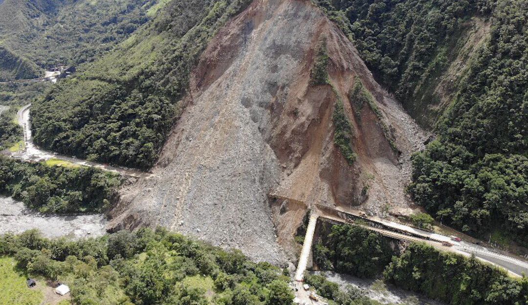 Vía al Llano: ¿Por qué hay derrumbes en el kilómetro 58 de la vía al Llano?