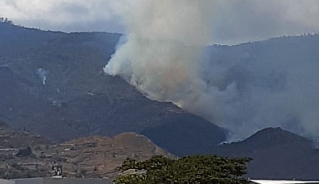 Incendio forestal en zona rural de Yumbo, Valle, lleva más de 48 horas: Incendio forestal en zona rural de Yumbo, Valle, lleva más de 48 horas