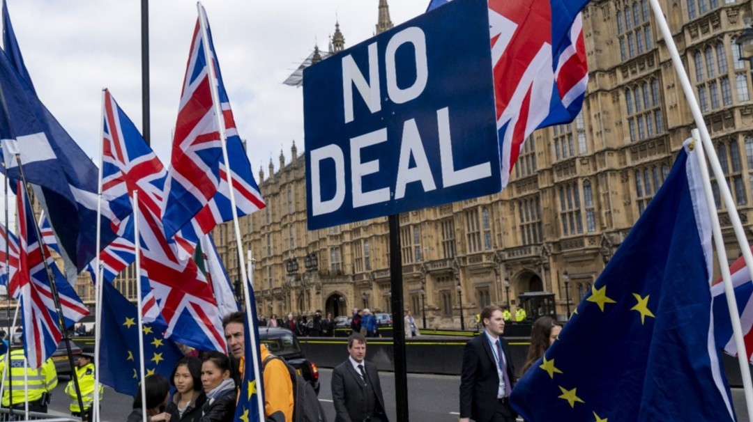 "Brexit sin acuerdo puede crear desabastecimiento": Gobierno británico