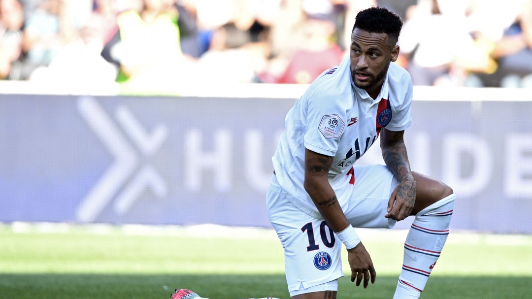 ¿Persona no grata? Neymar es abucheado en regreso con el PSG