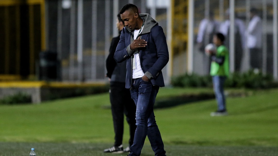 "Claro que sueño un día con dirigir Medellín" Amaranto Perea