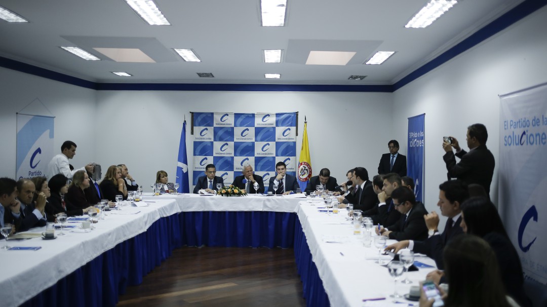 Conservatismo propone eliminar entidades del Estado con duplicidad de funciones