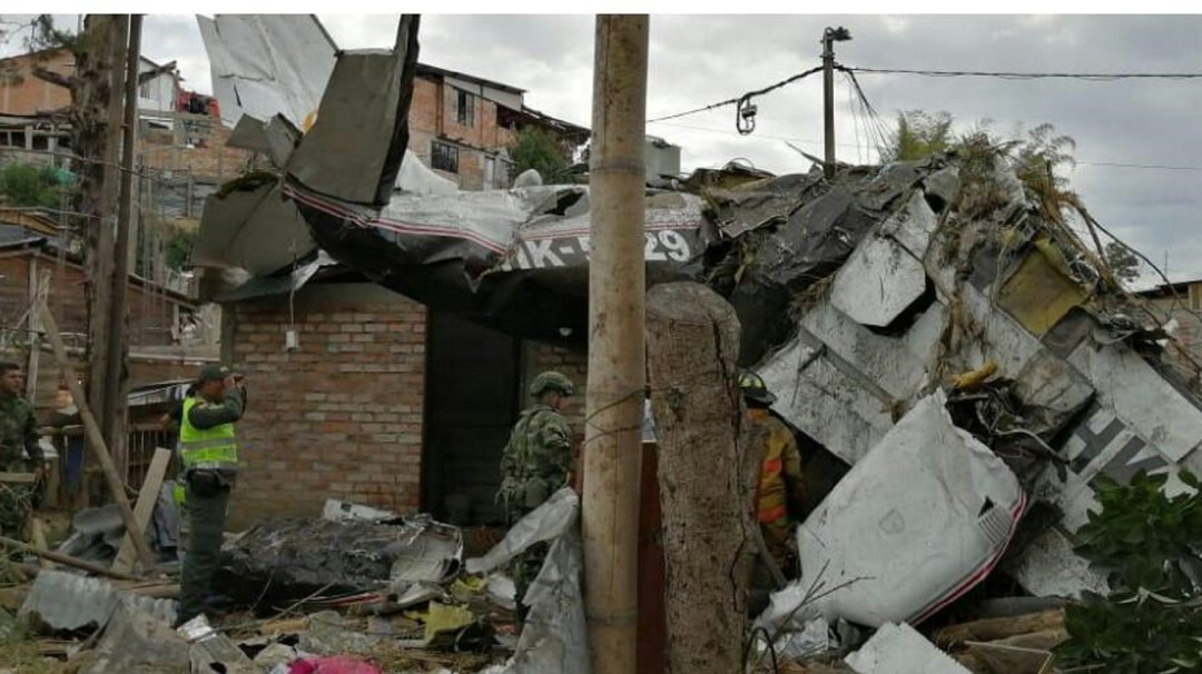 Mueren 7 personas en accidente de avioneta en Popayán