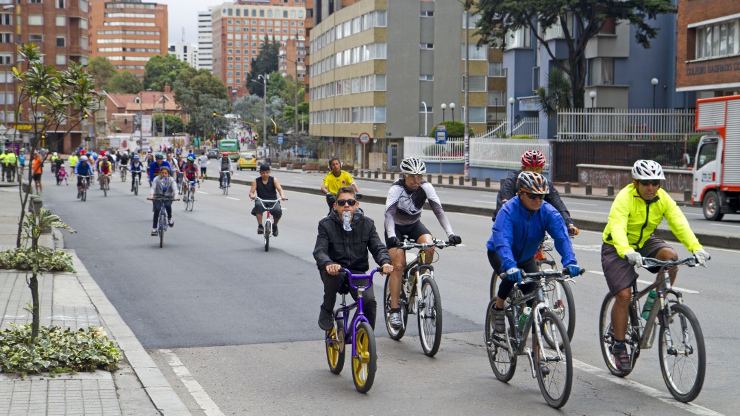 Refuerzan controles en más de 60 puntos de tránsito de ciclistas en Bogotá