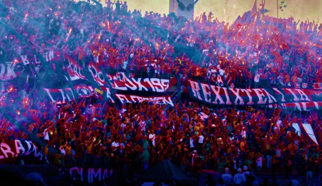 protesta rexixtencia norte independiente medellín: La protesta de la barrabrava del DIM a sus jugadores