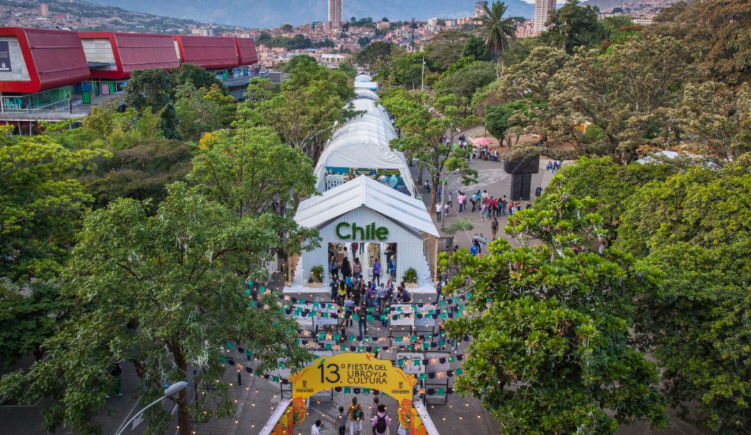 Fiesta del Libro en Medellín: Fiesta del Libro se constituyó en modelo para toda la ciudad