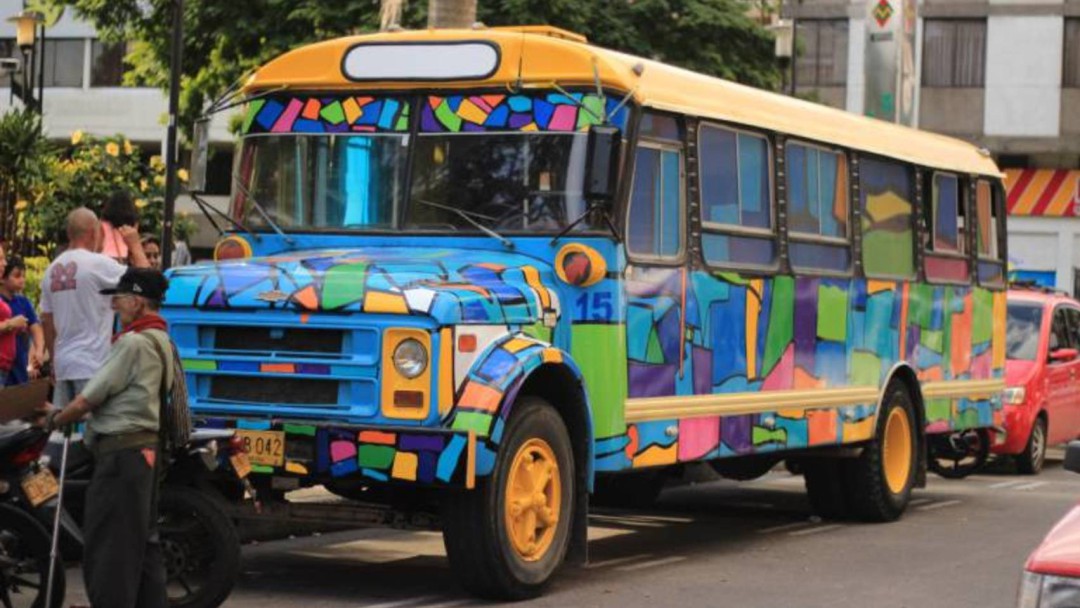 Roban Bibliobus, iniciativa cultural que ha recorrido Risaralda