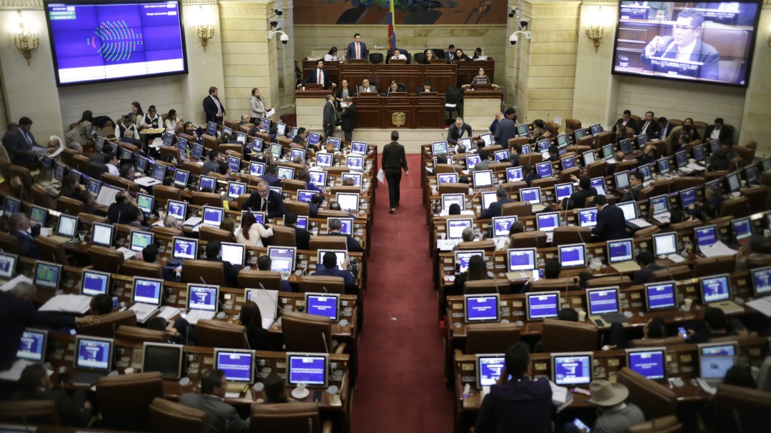 Esta semana se revelaría "plan de venta de activos" a comisiones económicas