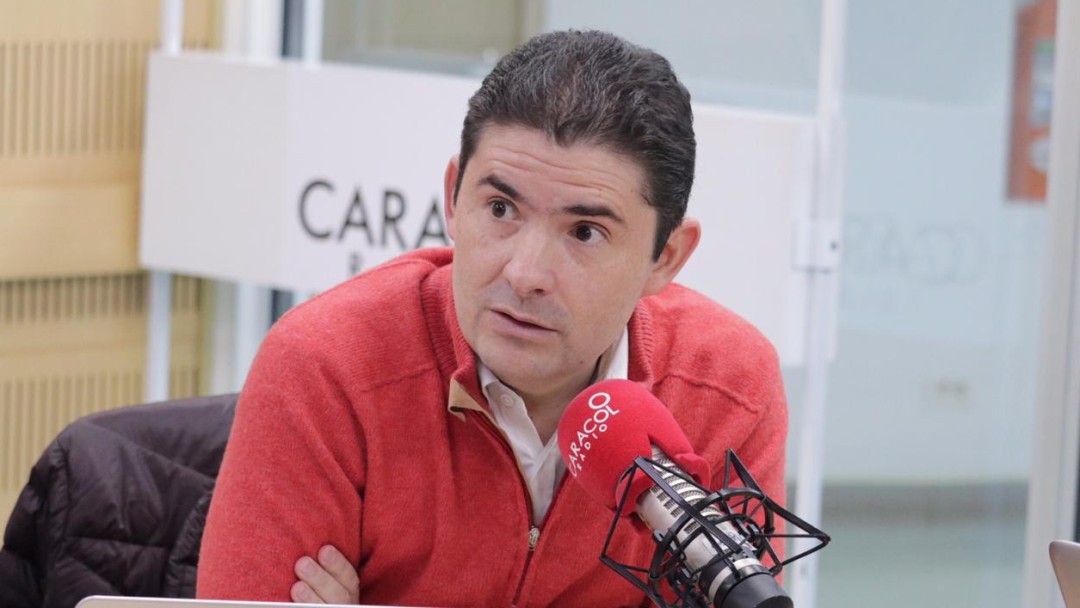 Se tiene que premiar la seguridad sobre el uso de la vía: Henao