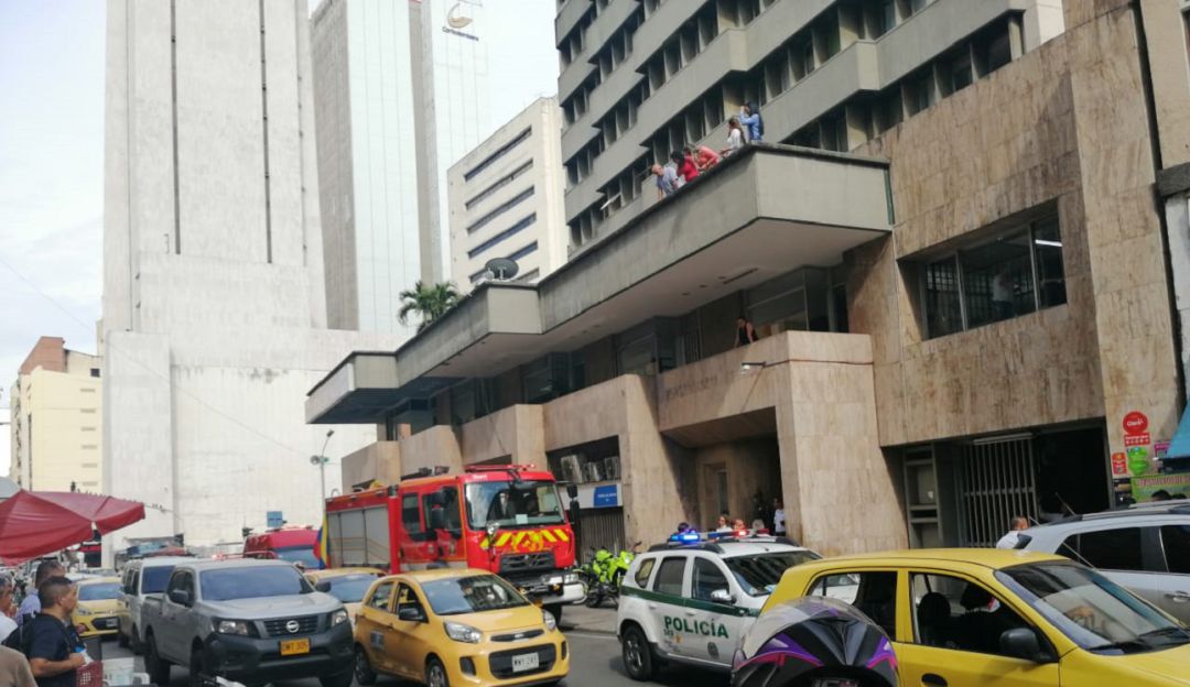 Muere trabajador cuando desmontaba ascensor en la Beneficencia del Valle: Muere trabajador al caer del piso once sobre un ascensor en la Beneficencia