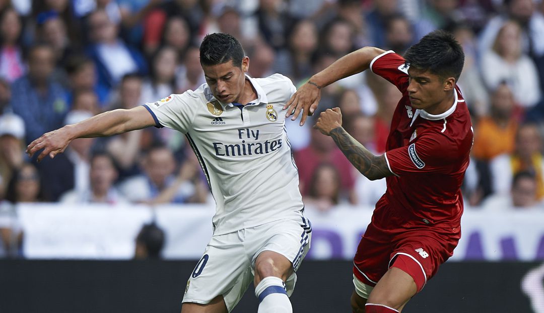 liga santander real madrid visita sevilla fc: James, por una gran faena en la plaza de Sevilla