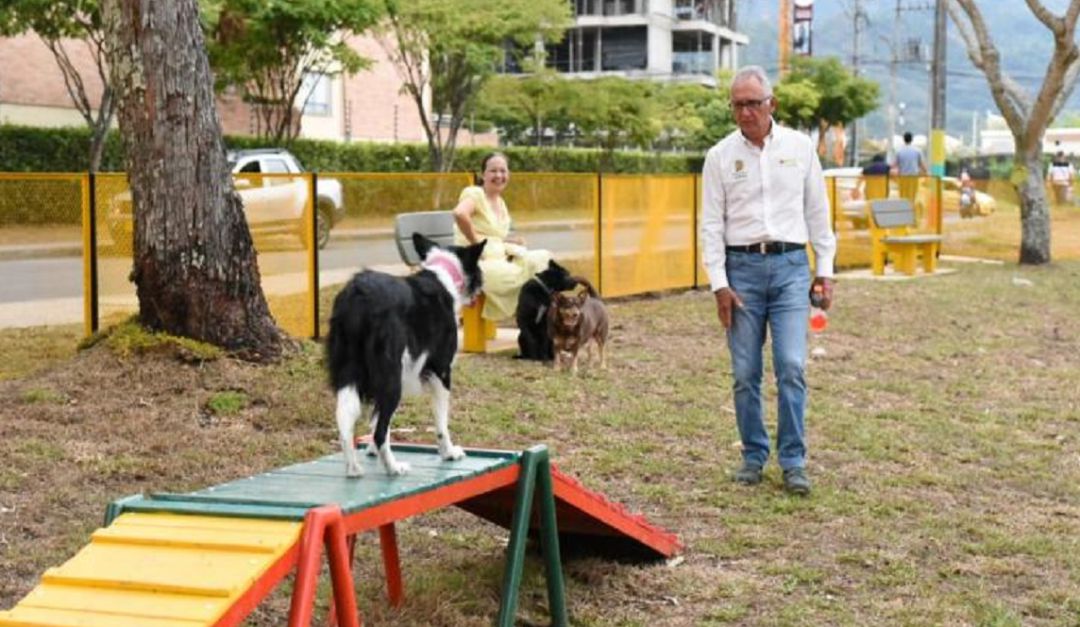 Vandalismo en inbague: Vándalos ‘inauguraron’ el parque de los perros