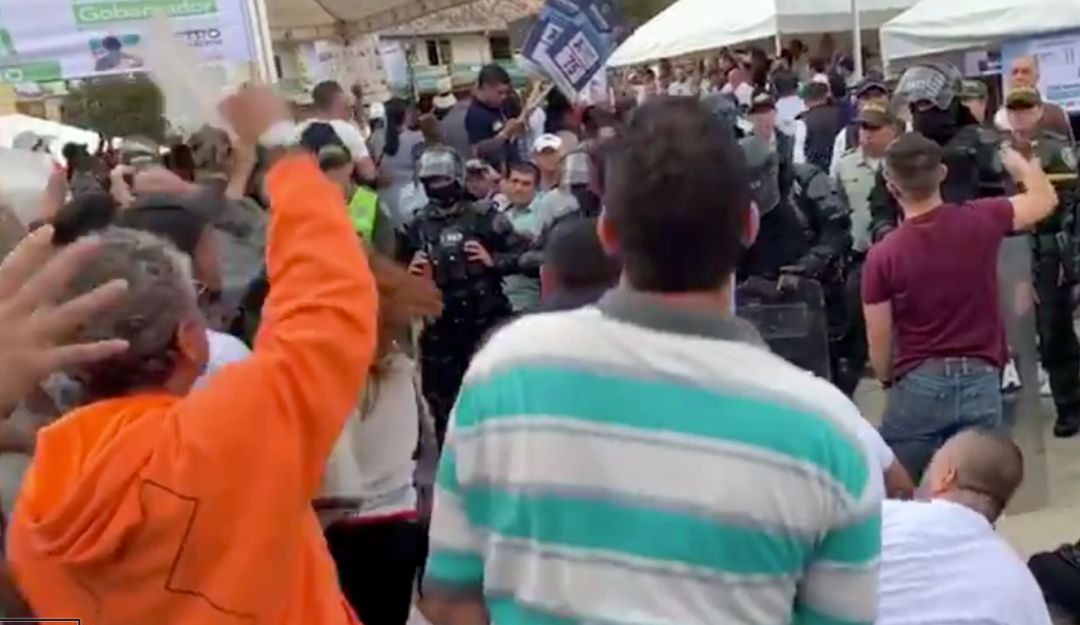 Video Álvaro Uribe Vélez abucheado Antioquia: ¿Ya no lo quieren? No paran abucheos a Uribe en Antioquia