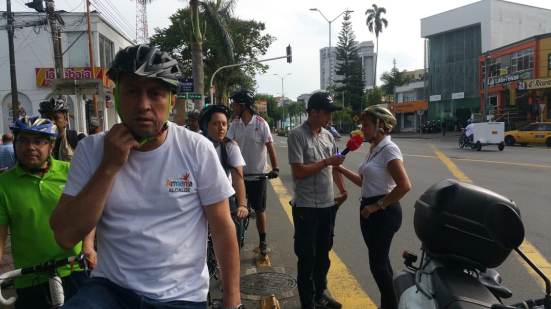 Reconocemos que faltó socialización,pero día sin carro es un éxito: Alcalde