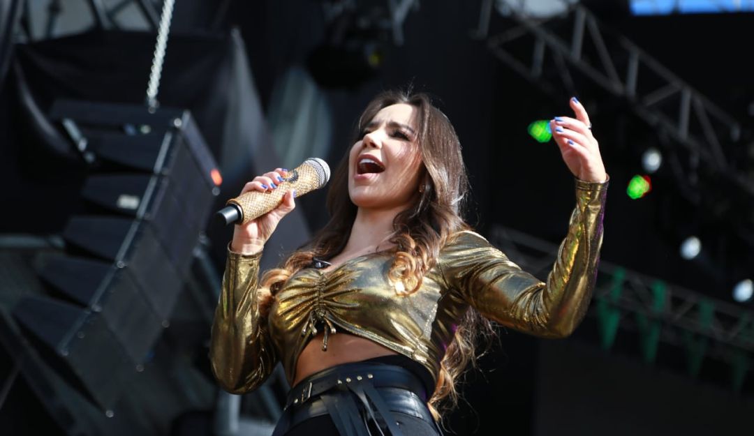 Nalgas de Paola Jara: ¡Qué curvas! Paola Jara y su "sorpresita" paralizan las redes sociales