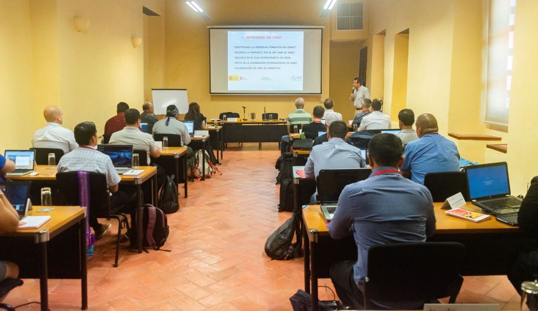 aplicaciones hidrometeorológicas: Dimar participa en curso de aplicaciones hidrometeorológicas