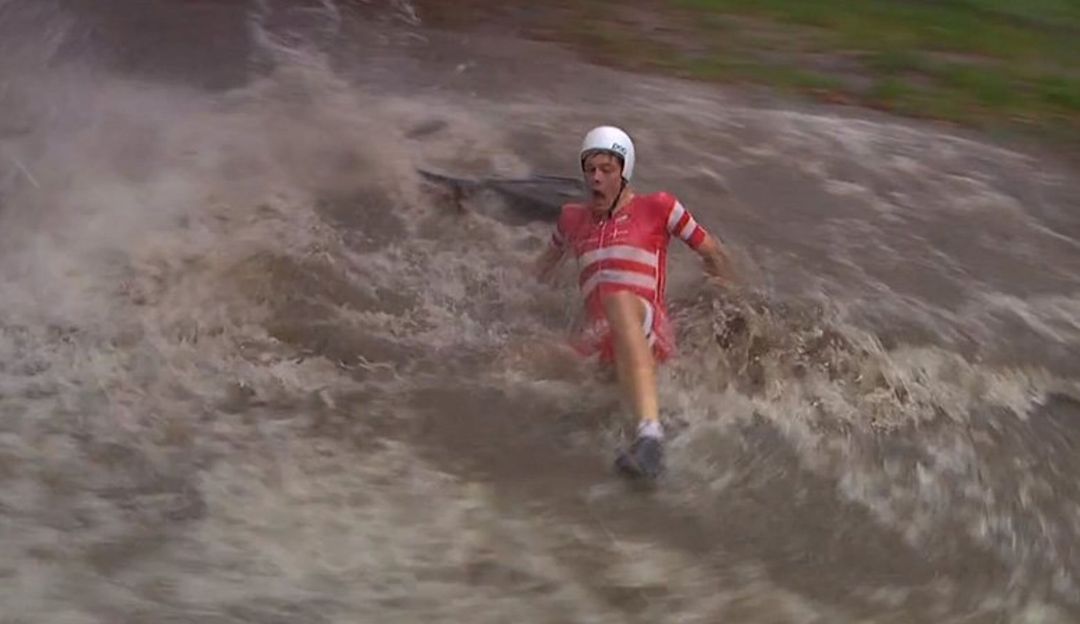 mundial ciclismo en ruta caídas de Price-Pejtersen y Attila Valter: La lluvia no perdonó a Price-Pejtersen y Attila Valter en la contrarreloj