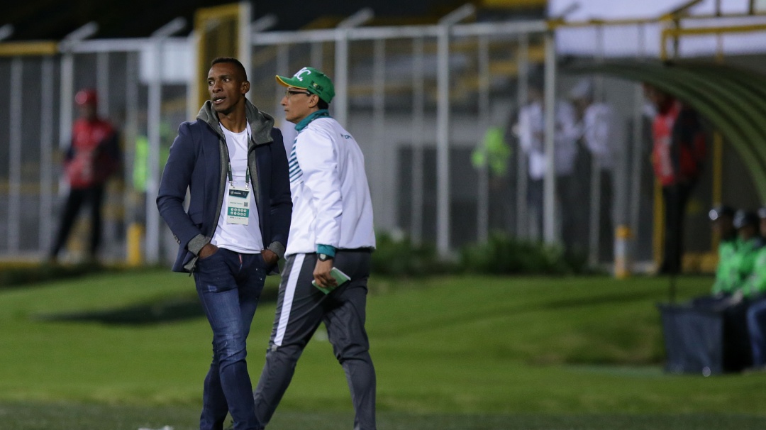 "Envigado tiene equipo para pelear, pero a mí no me han llamado" A. Perea