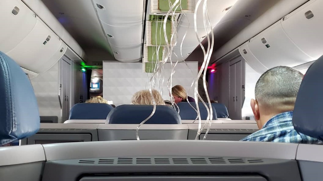 ¡En caída libre! Pasajeros de un vuelo se despidieron de sus familias