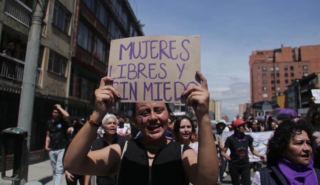 Violencia intrafamiliar maltrato a la mujer Colombia: Más de dos mil mujeres asesinadas habían denunciado violencia intrafamiliar