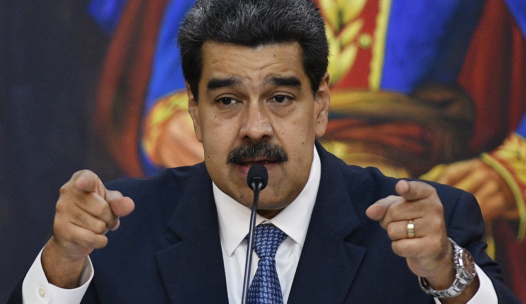 Nicolás Maduro en su cumpleaños: ¿Se le olvidó el tapabocas? esto le paso a Maduro el día de su cumpleaños