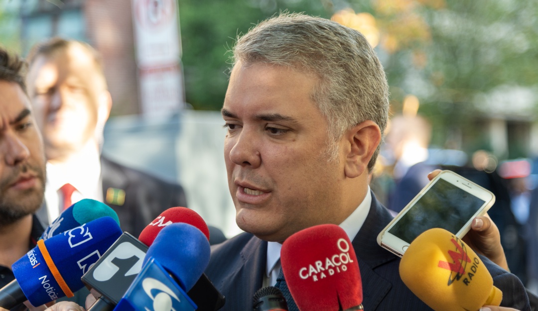 Iván Duque responde a Maduro: Duque defiende dossier y responde ante insulto de Maduro