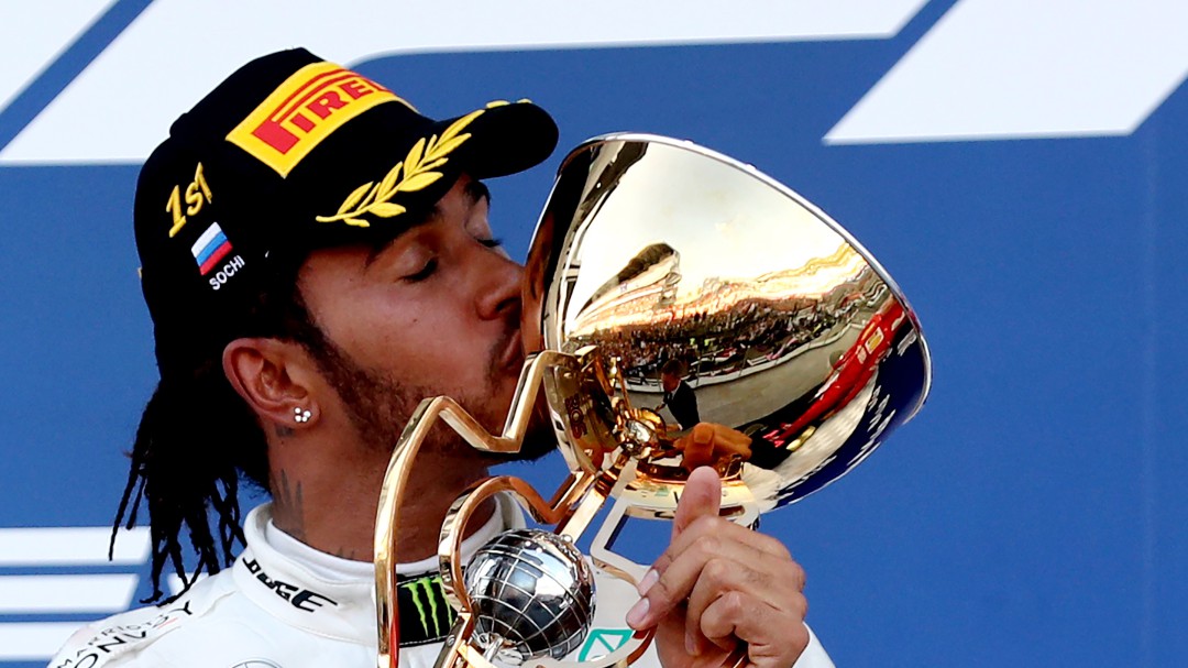 Victoria para Lewis Hamilton en Sochi, 6ta para Mercedes