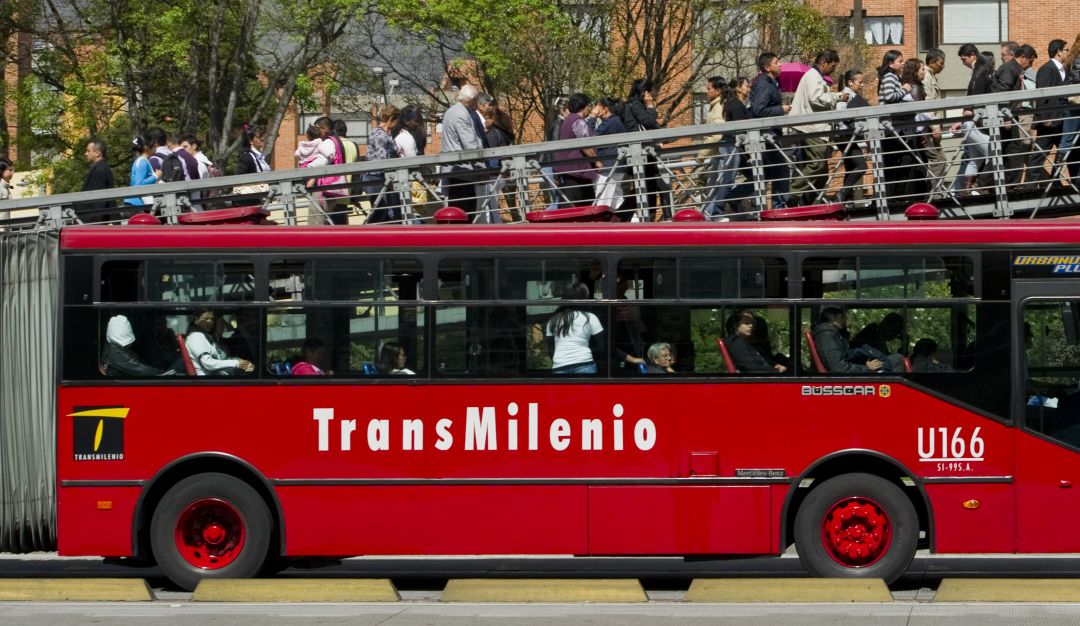 Licitaciones transmilenio: El polémico contrato que enfrenta a López y Galán