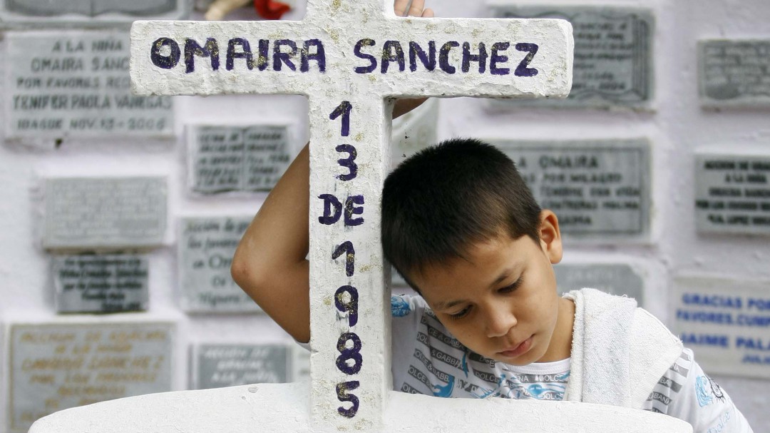 Santería en la tumba de Omaira Sánchez