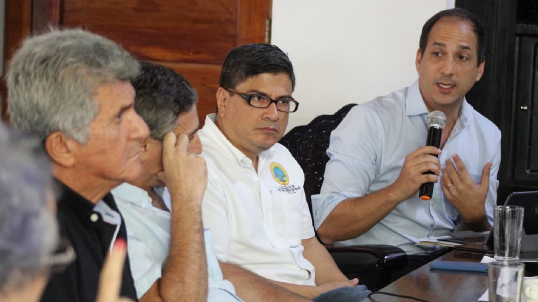 Florecimiento algar, principal hipótesis de mortandad de peces en Cartagena