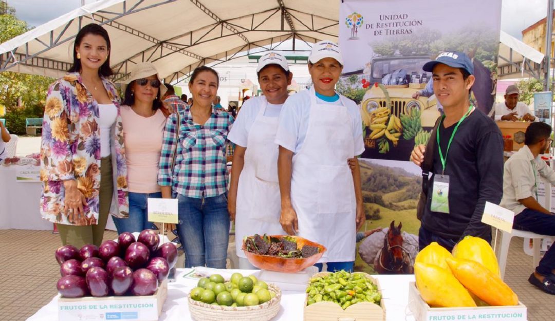 Productos tierra restituida El Carmen de Bolívar: Destacan productos cultivados en tierra restituida en El Carmen de Bolívar
