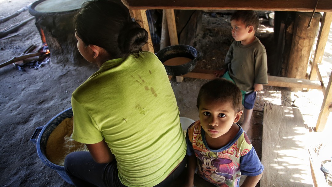 Iglesia en Vichada pide soluciones por niños que comen en basurero