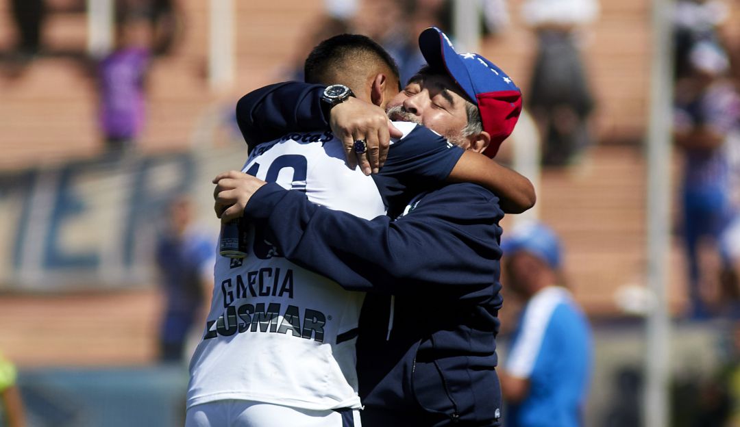 gimnasia y esgrima de la plata diego maradona godoy cruz fútbol argentino: Maradona despierta al 'Lobo'
